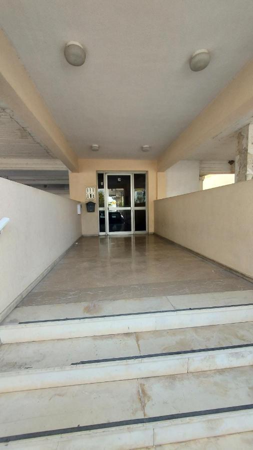 Loutraki Hidden Gem II Apartamento Exterior foto